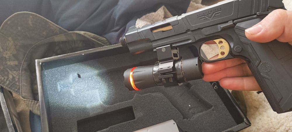 Airsoft 1911 Rossi redwings