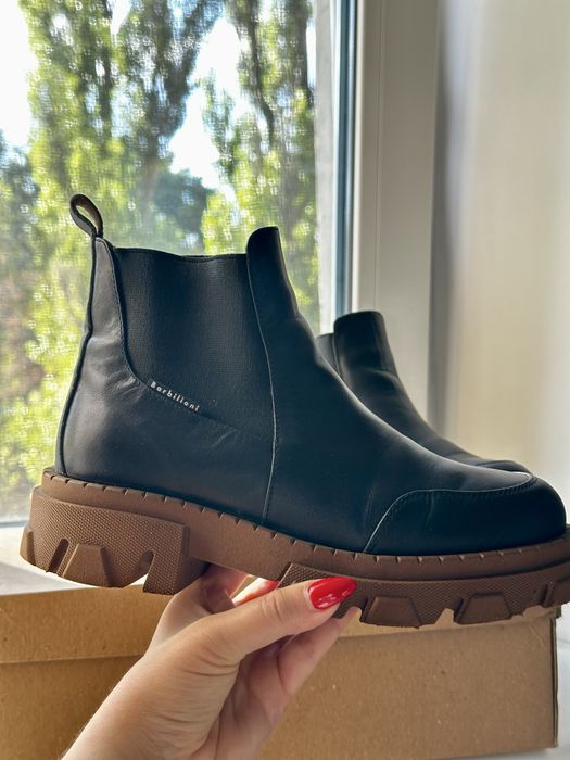 Жіночі черевики Barbilioni 37