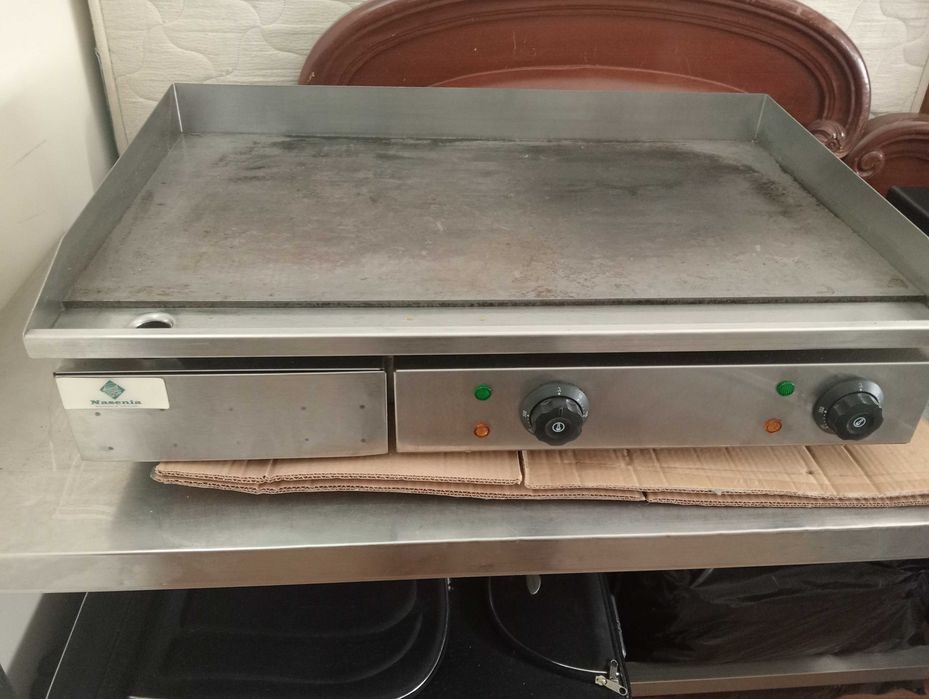 Vendo  Placa de Grelhar - Liso - incl. Bandeja de Gotejamento