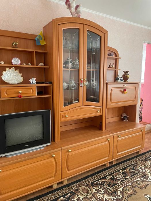 Срочная ПРОДАЖА:2-х к.кв.,с ремонтом,все остаетсяв квартире