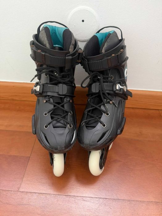 Kit Completo Patins Oxelo MF500 Tam. 42 + Proteções Fit500 (M) + Capacete MF500 (55-59 cm)