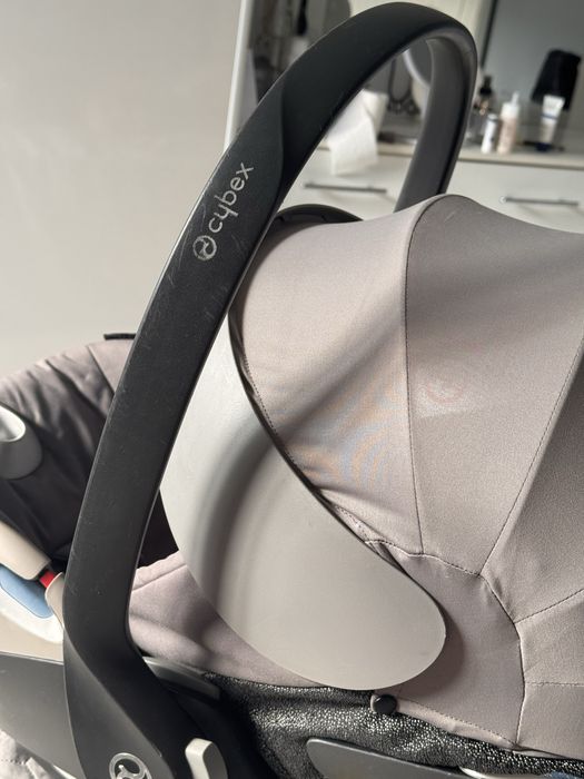 Автолюлька ( автокрісло) cybex cloud Z i-size