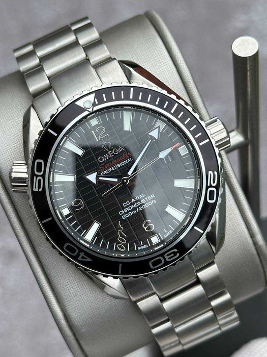 Швейцарские часы Omega Seamaster Professional 007 Black Premium