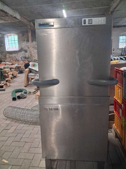 Zmywarka kapturowa Winterhalter GS 502