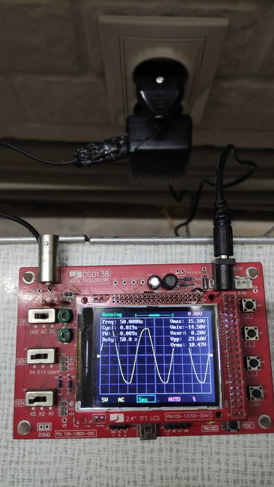 Осцилограф DS0138 Перевірка синусоїди інвертора 220В