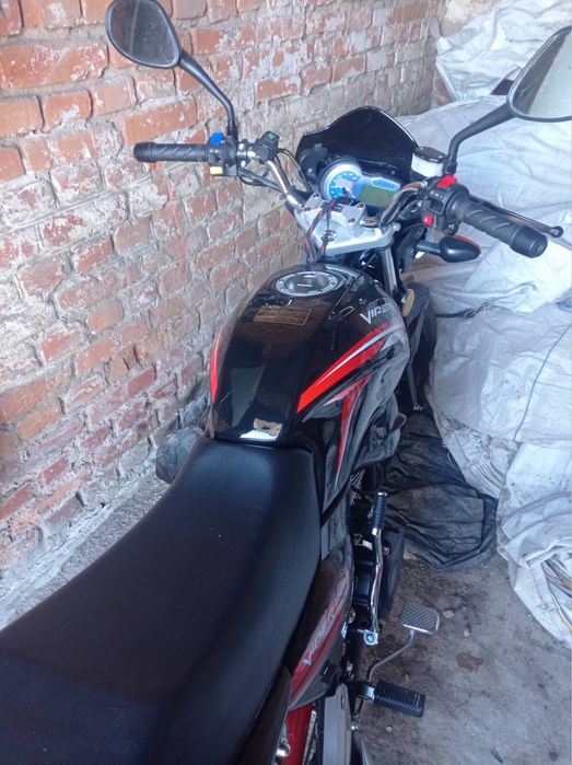 Продам. Вайпер 200