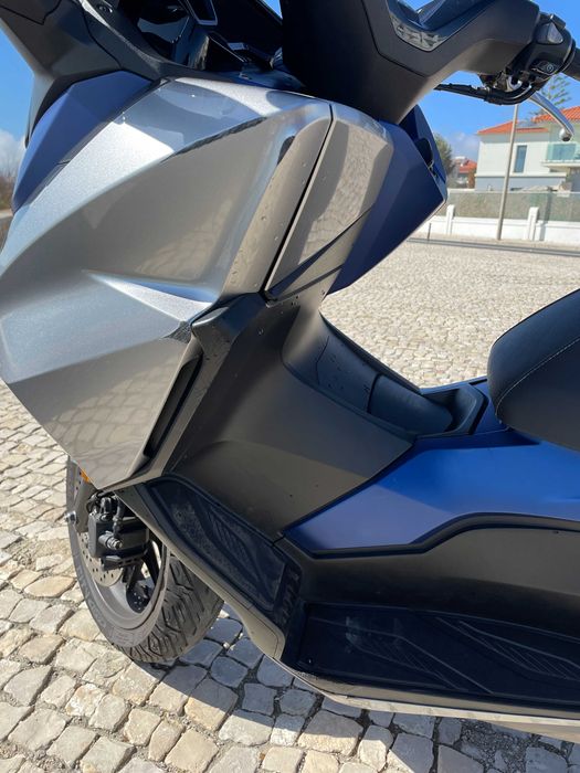 Honda Forza 125 – Performance Upgrade (Malossi) | Poucos km | Condução dinâmica e divertida