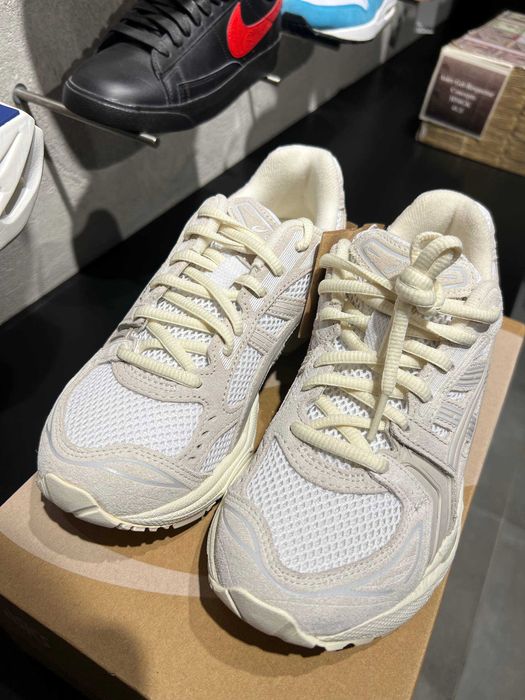 Кросівки ASICS GEL-Kayano 14 "White / Smoke Grey" — EUR 37 (23.0 см), Нові