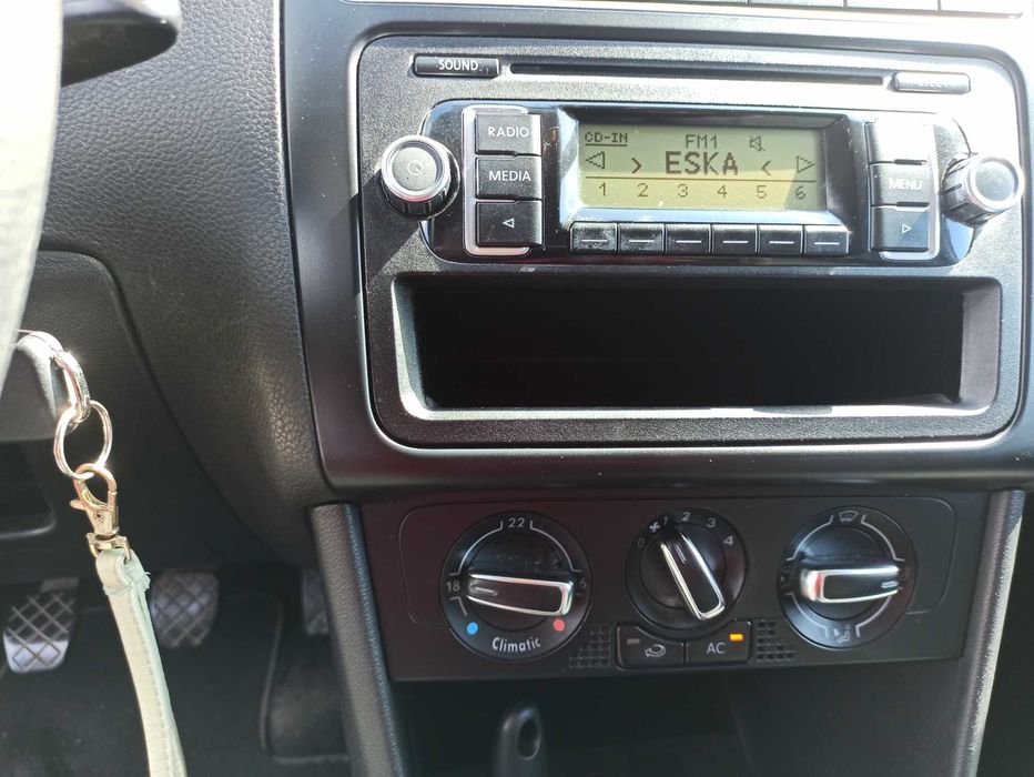 samochód osobowy VW Polo 1,2 benzyna