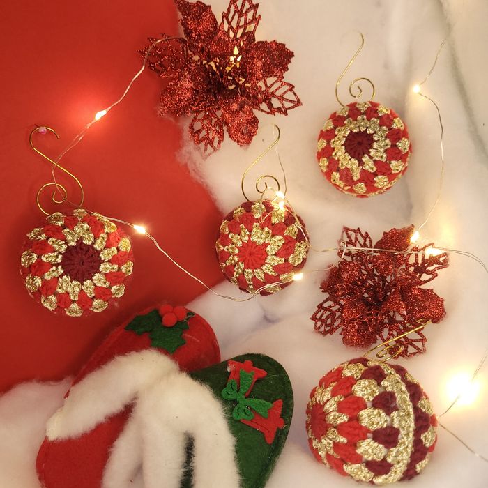 Набір ялинкових прикрас ручної роботи