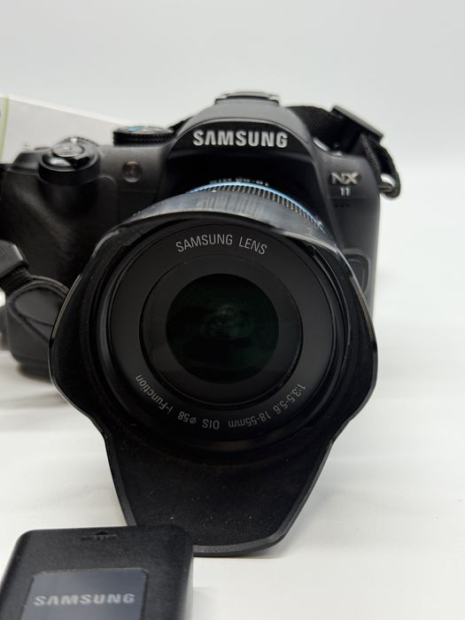 Aparat Fotograficzny Slr Samsung Nx11 - komplet stan idealny