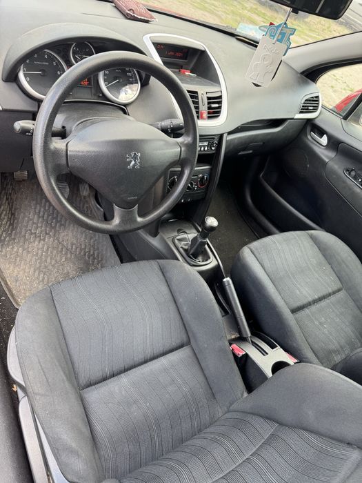 Peugeot 207 1.4 rok 2007