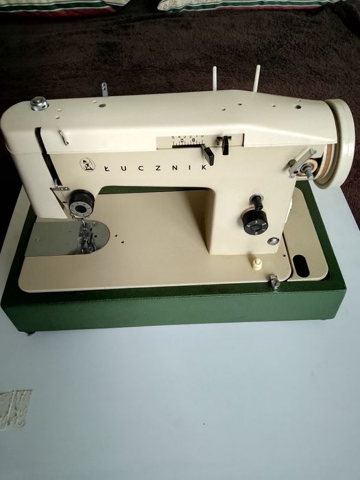 Maszyna do szycia Łucznik 466