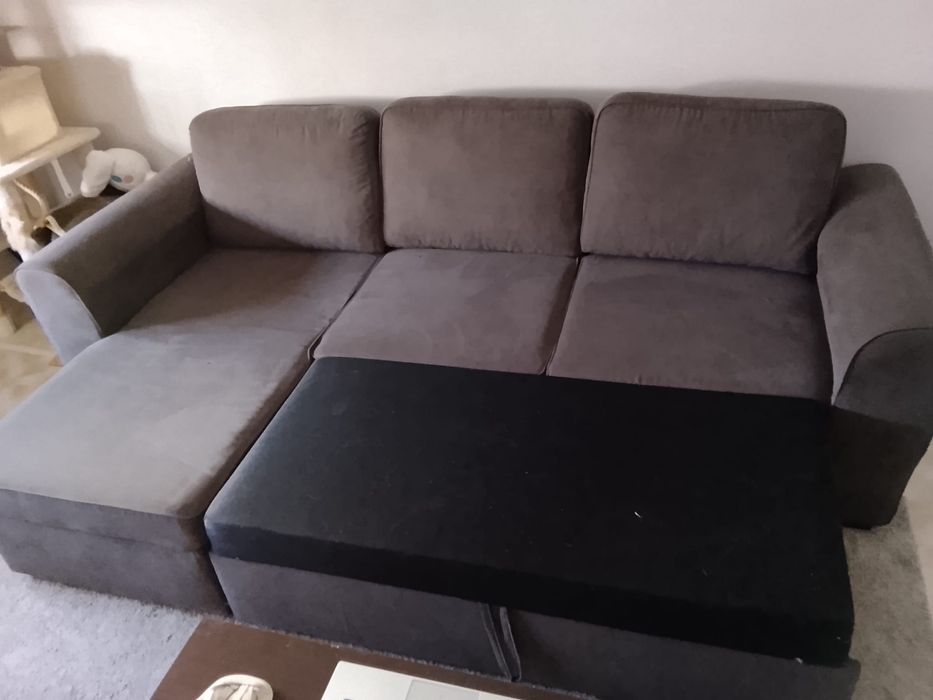 Sofá com chaise longue + mesa de cozinha