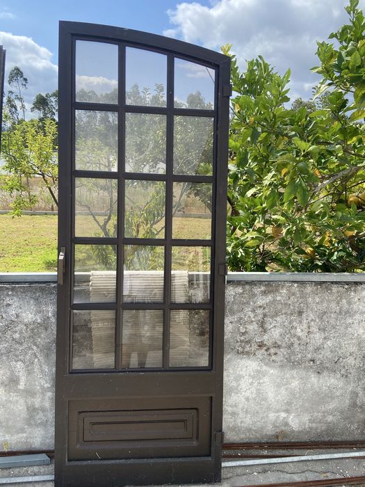 Janelas  e portas em aluminio