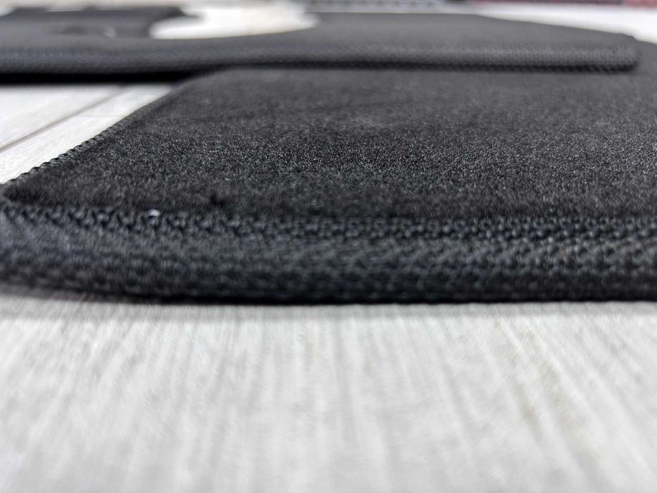 BMW 3 5 7 X3 X5 – ворсові коврики з латексною основою