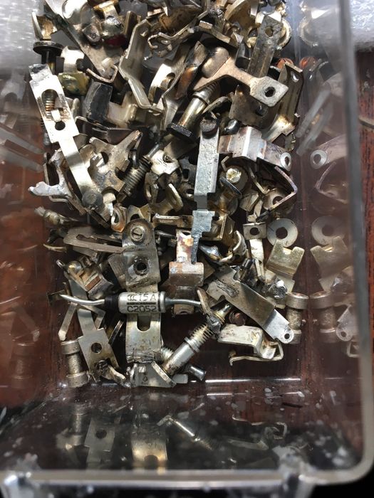 Кнопка мікрік МП9 та схожі посоібнена лігатура для афінажу