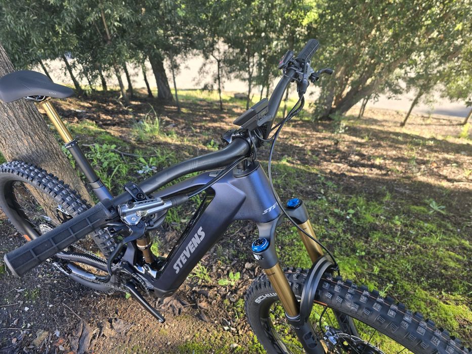 Bicicleta eletrica topo de gama OPORTUNIDADEEE