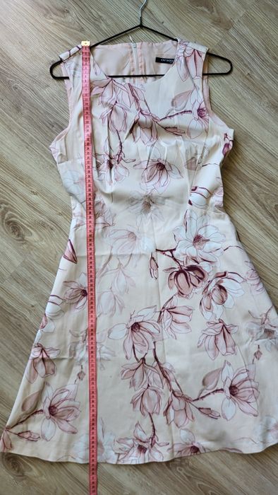 Sukienka Orsay kwiaty