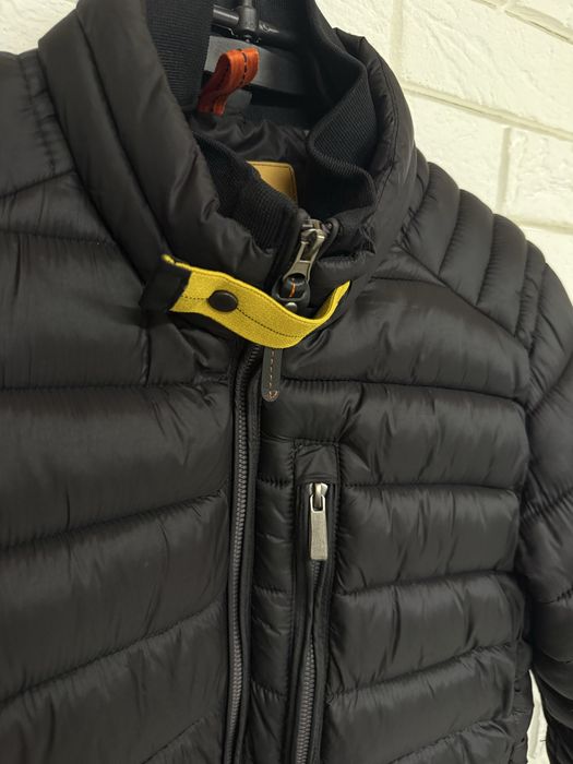 Parajumpers пуховик S розміру у чкдовому стані 1:1