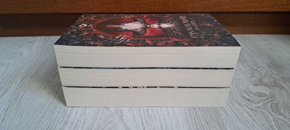 Raduchowska Fałszywy pieśniarz + Szamanka od umarlaków + Demon luster