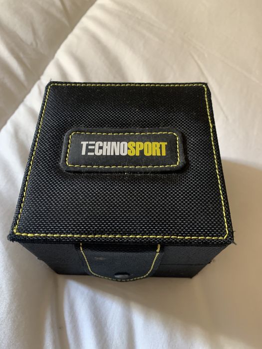 *** Relógio Technosport muito bem estimado
