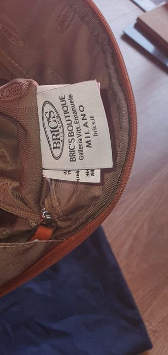 Mochila em pele Bric's