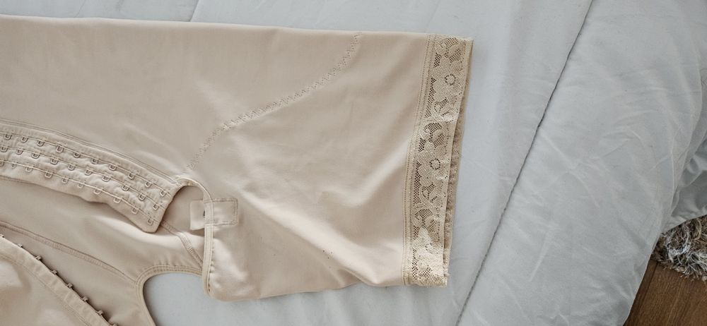 Cinta pos cirúrgica bege Bliss