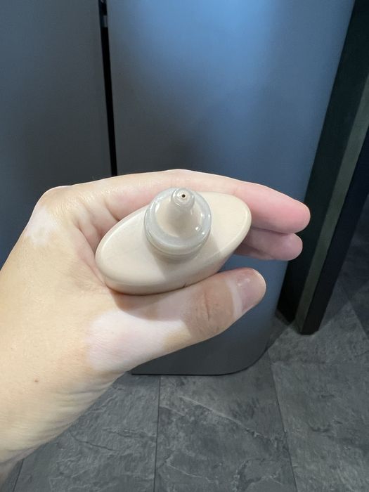 Radiant Тональний крем