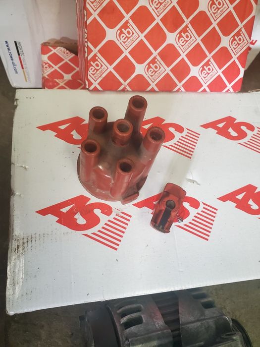 Колінвал ауді 200