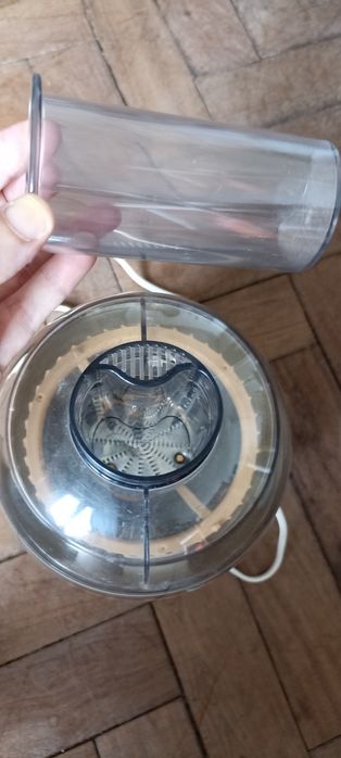 máquina de sumos Vitafruit Moulinex