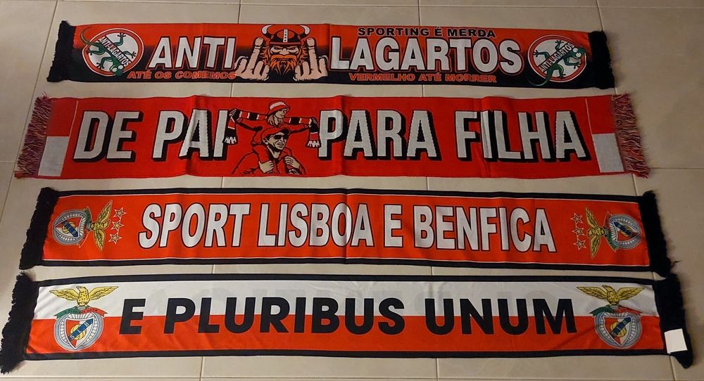 4 bufandas,echarpes,do Benfica