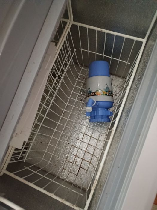 Продам морозильный дать 400 л