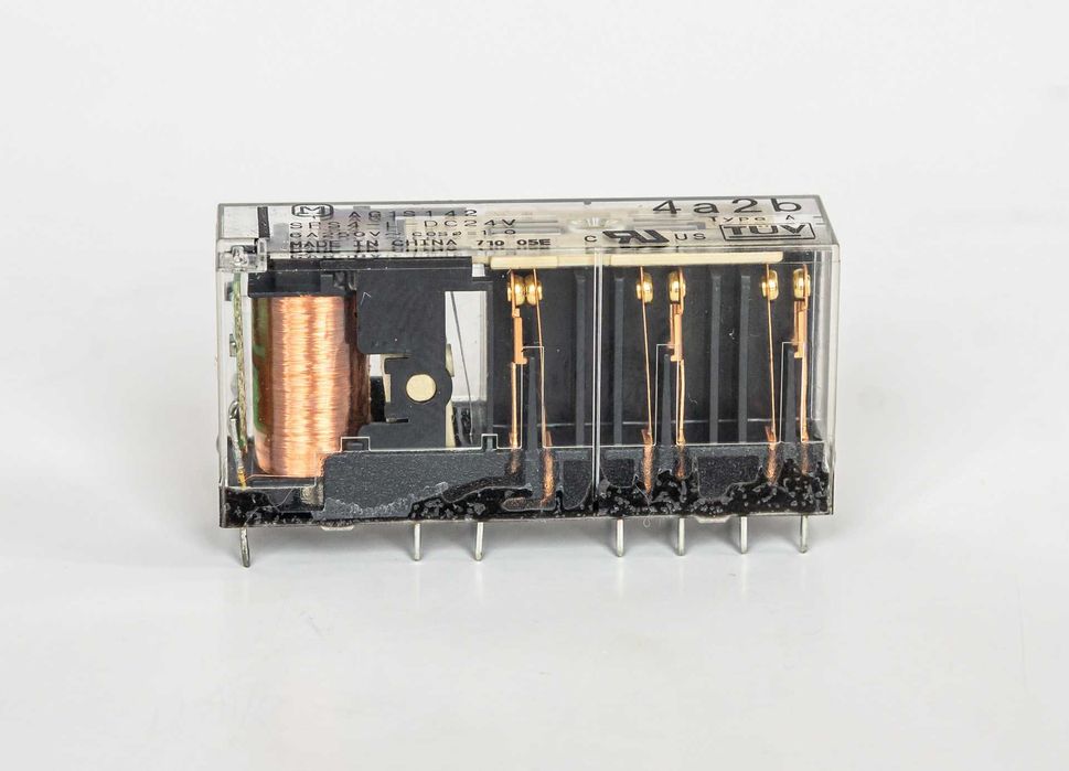 Реле AG1S142 SFS4-L-Dc24V 6A 250V 4A2B Type A (OMRON G7SA-4A2B 24VDC)