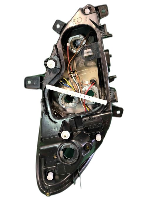 Ótica / Farol Esquerdo MERCEDES-BENZ VIANO A6398200161 (OEM) | A6398201561 (OEM) | 200464052 (OEM) | CARDFAMA (OEM)