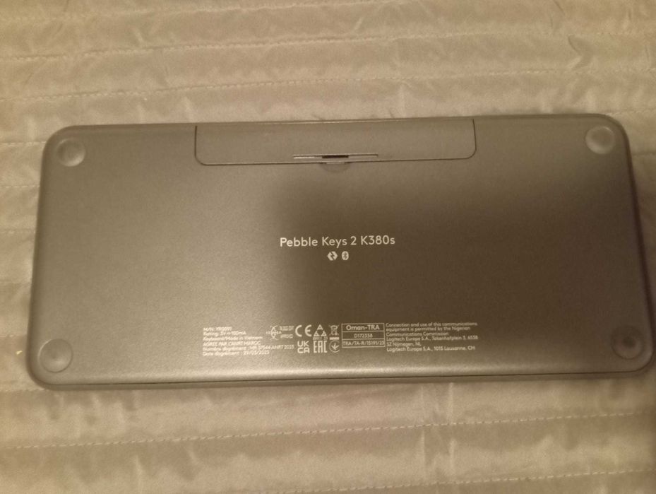 Pebble Keys 2 K380s Bluetooth Keyboard64738899364610123