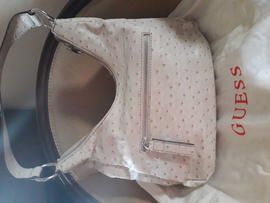 Carteira GUESSE64730301328129123