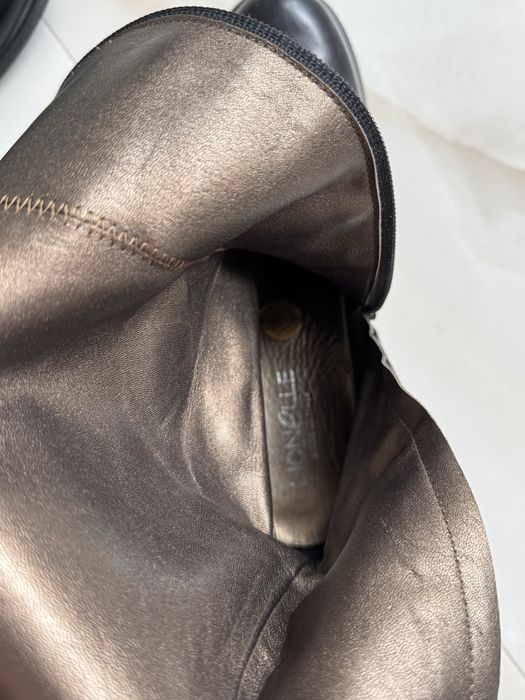 Чоботи жіночі Lionelle в чудовому стані