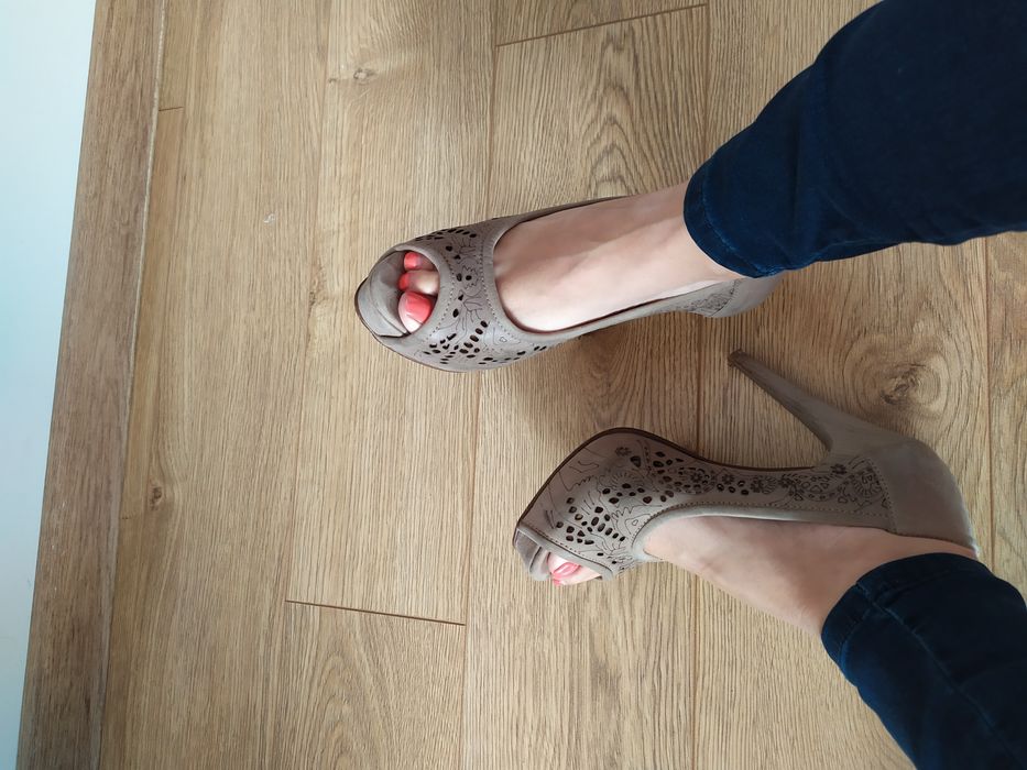 Buty sandały czułenka odkryte palce Lewski r 38