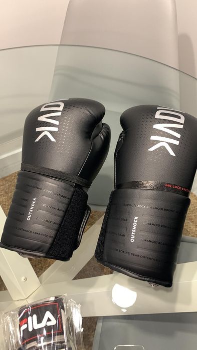 Luvas e caneleiras muay thai