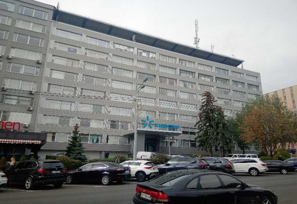 ПРОДАЖ офісна будівля центр міста Харків, вул. Космічна, 21