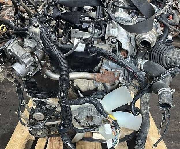 motor nissan navara d40 2.5 dci yd25 YD25DDTI euro 4