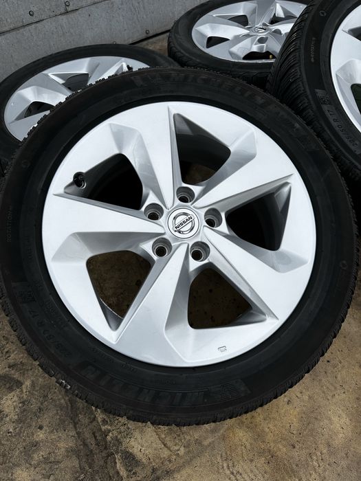 Диски 5/114,3 R17 +Шини Nissan Qasqai Juke Roque X-Trail Kadjar Koleos
