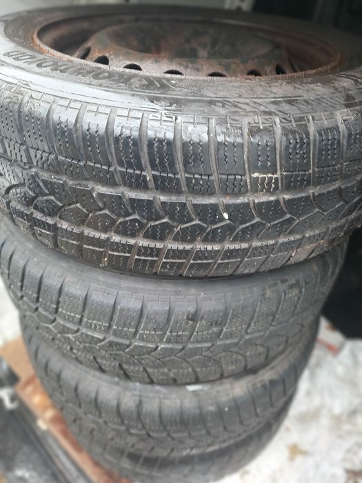 4 koła felgi opony zimowe 195/65 R15 Kormoran Renault Megane Scenic