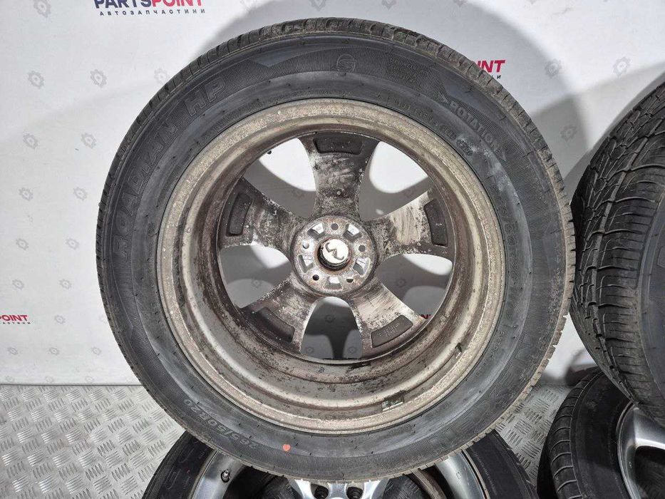 Диски з резиною комплект 8Jx20 ET50, PCD 5x114.3 R20 INFINITI QX70