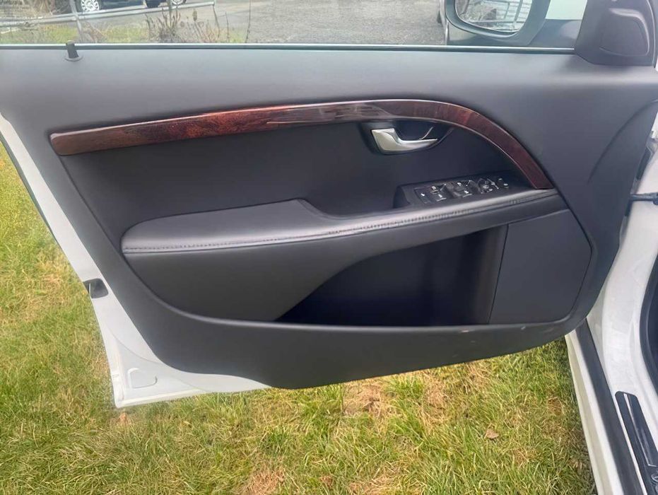 Volvo S80      2016