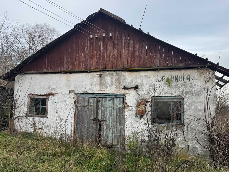 Нежитлові будівлі - с. Припруття, Чернівецька обл.