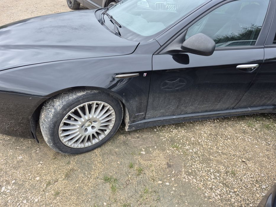 Błotnik prawy,lewy Alfa Romeo 159,Brera  802/b