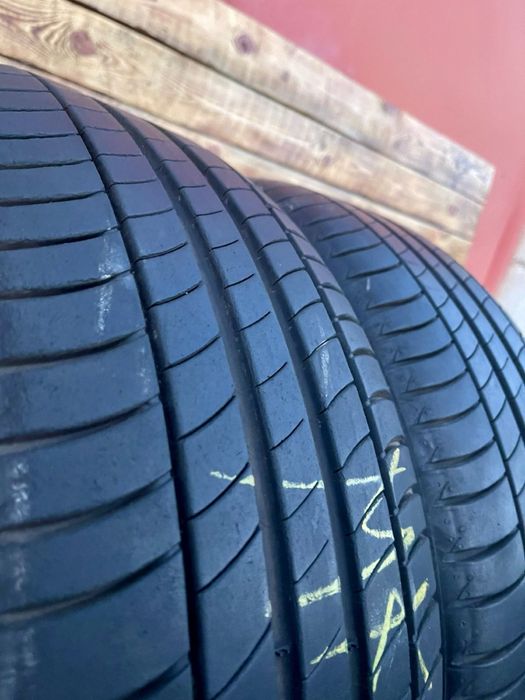 Літні шини 215/55 R18 Michelin