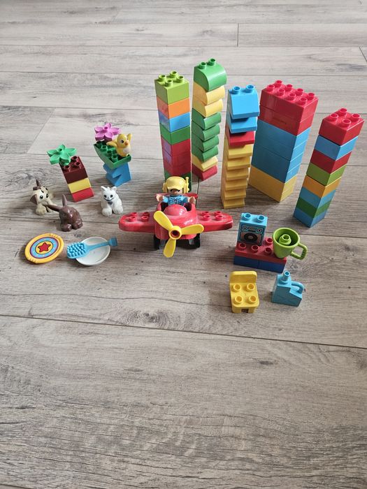 Zestaw klocków lego DUPLO, 2 komplety